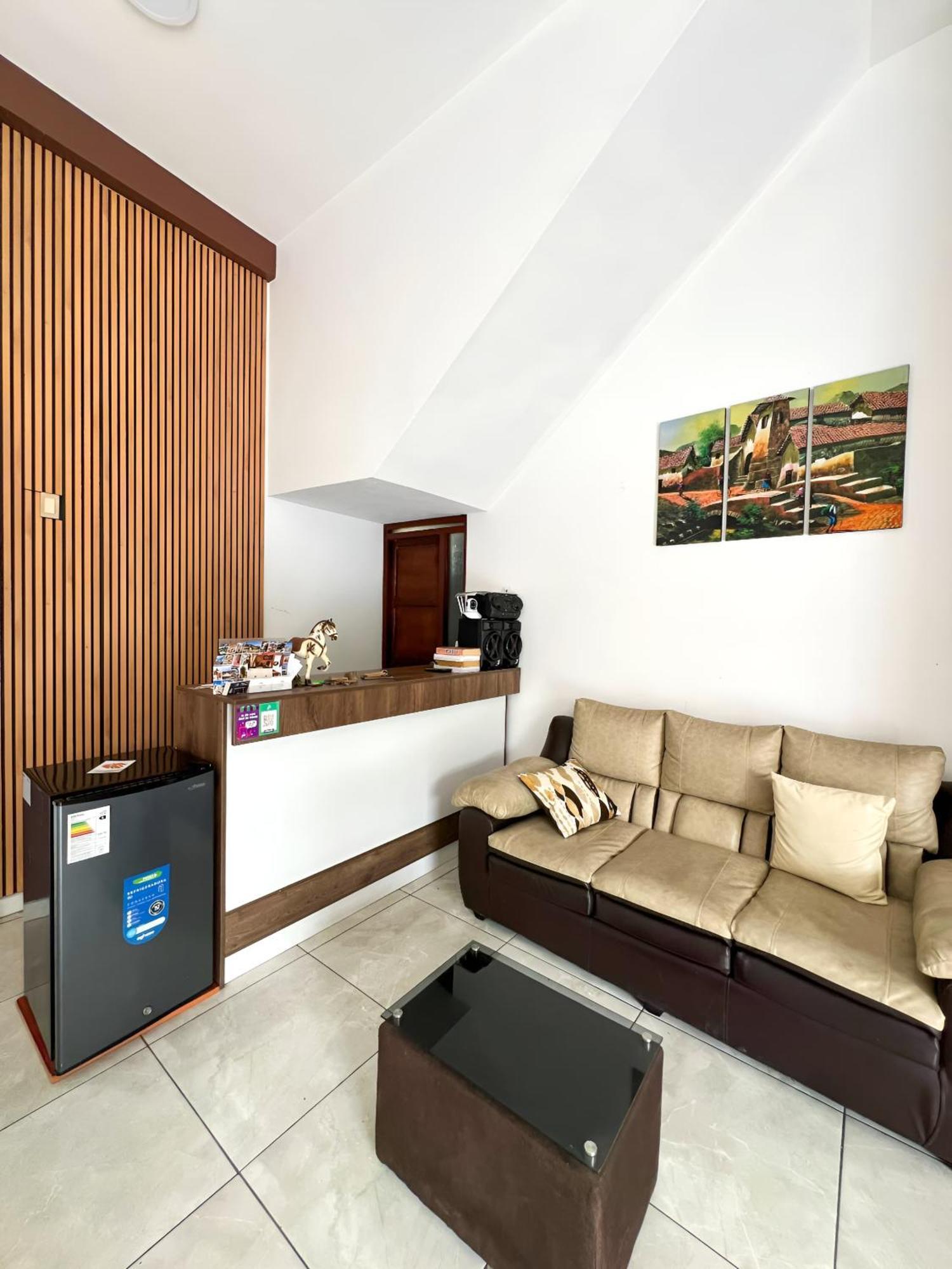 Golden Paris Hotel "Descuentos Junio" Ayacucho Eksteriør billede