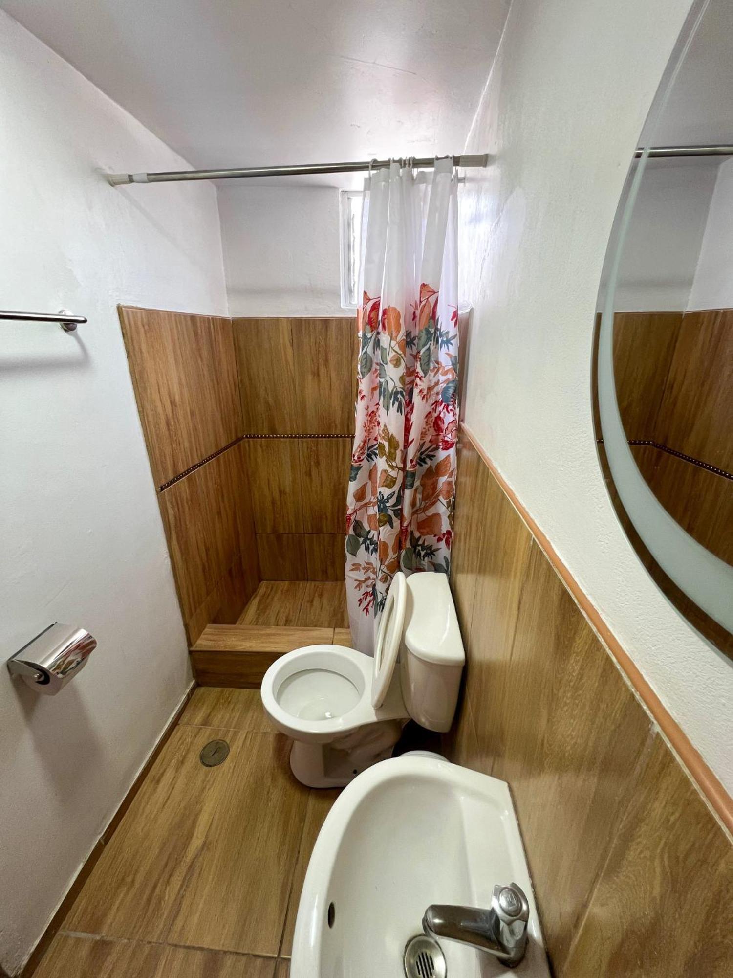 Golden Paris Hotel "Descuentos Junio" Ayacucho Eksteriør billede