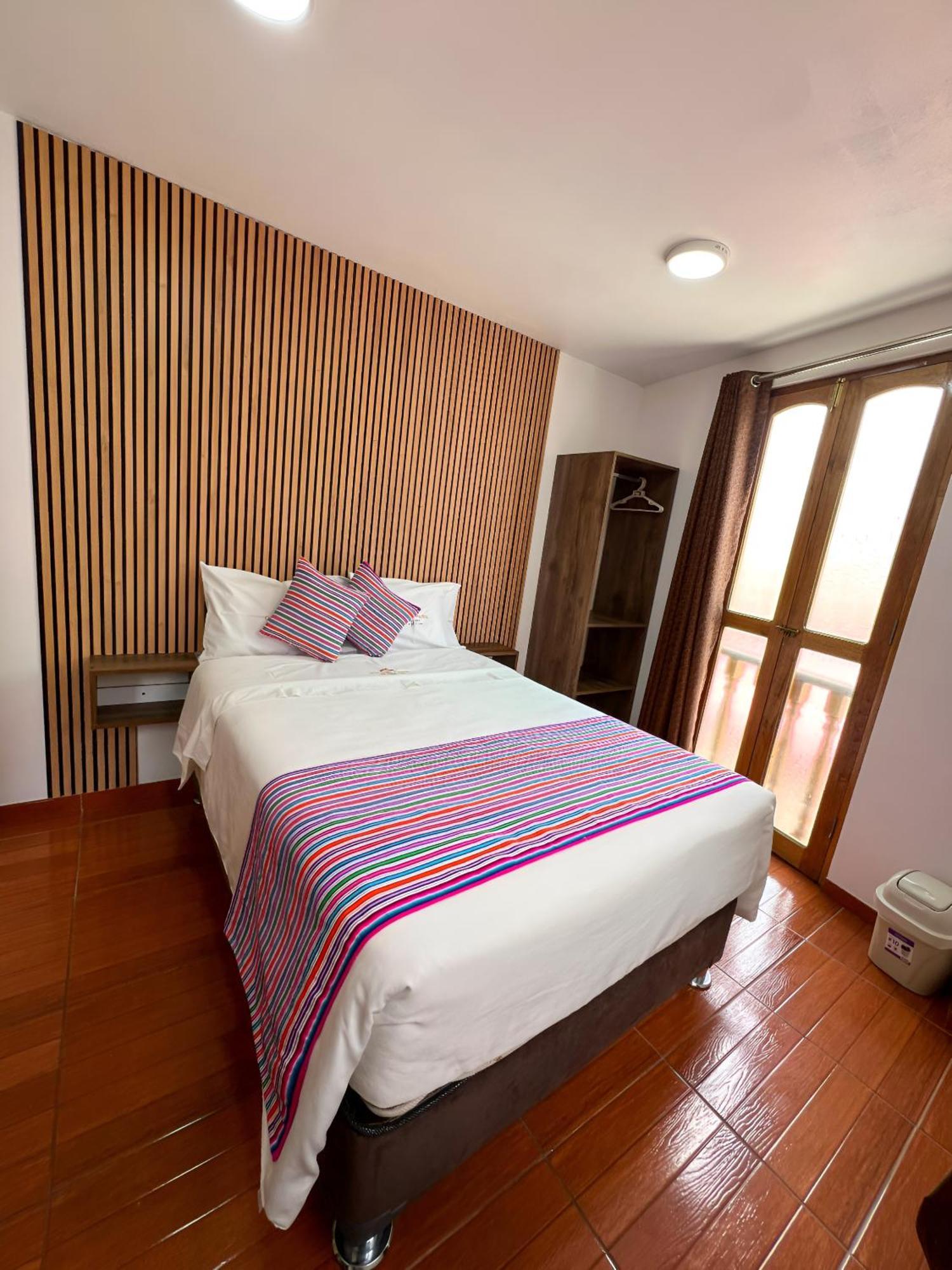 Golden Paris Hotel "Descuentos Junio" Ayacucho Eksteriør billede